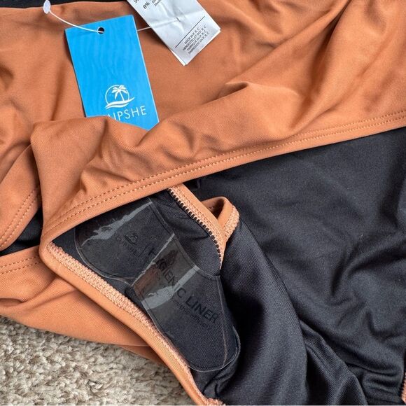 Cupshe Leopard Print one piece cutout Brown & Black Cheeky Swimsuit size Large - Picture 6 of 6